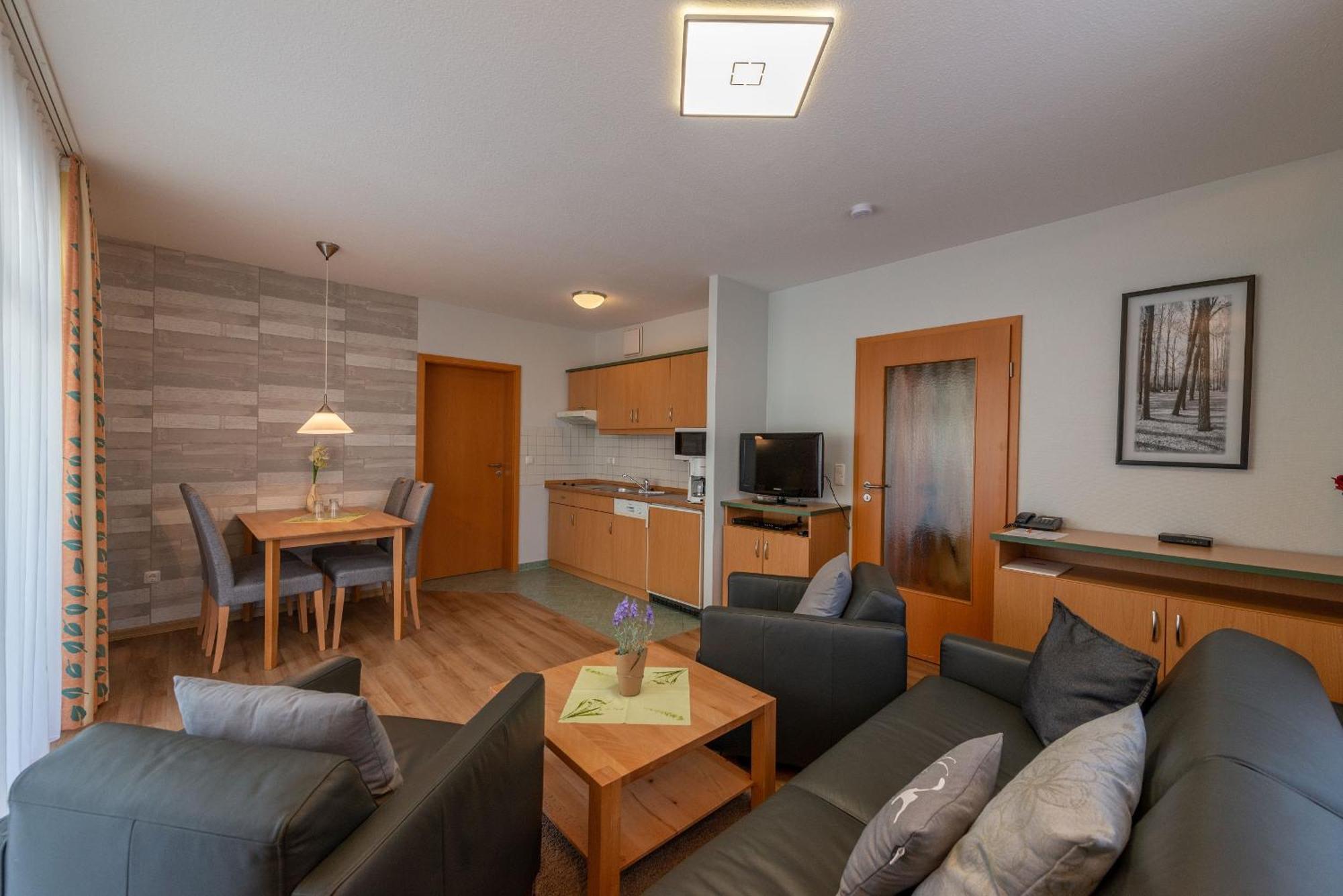 Am Weststrand Apartmenthaus Waldeck Kuehlungsborn Exterior photo
