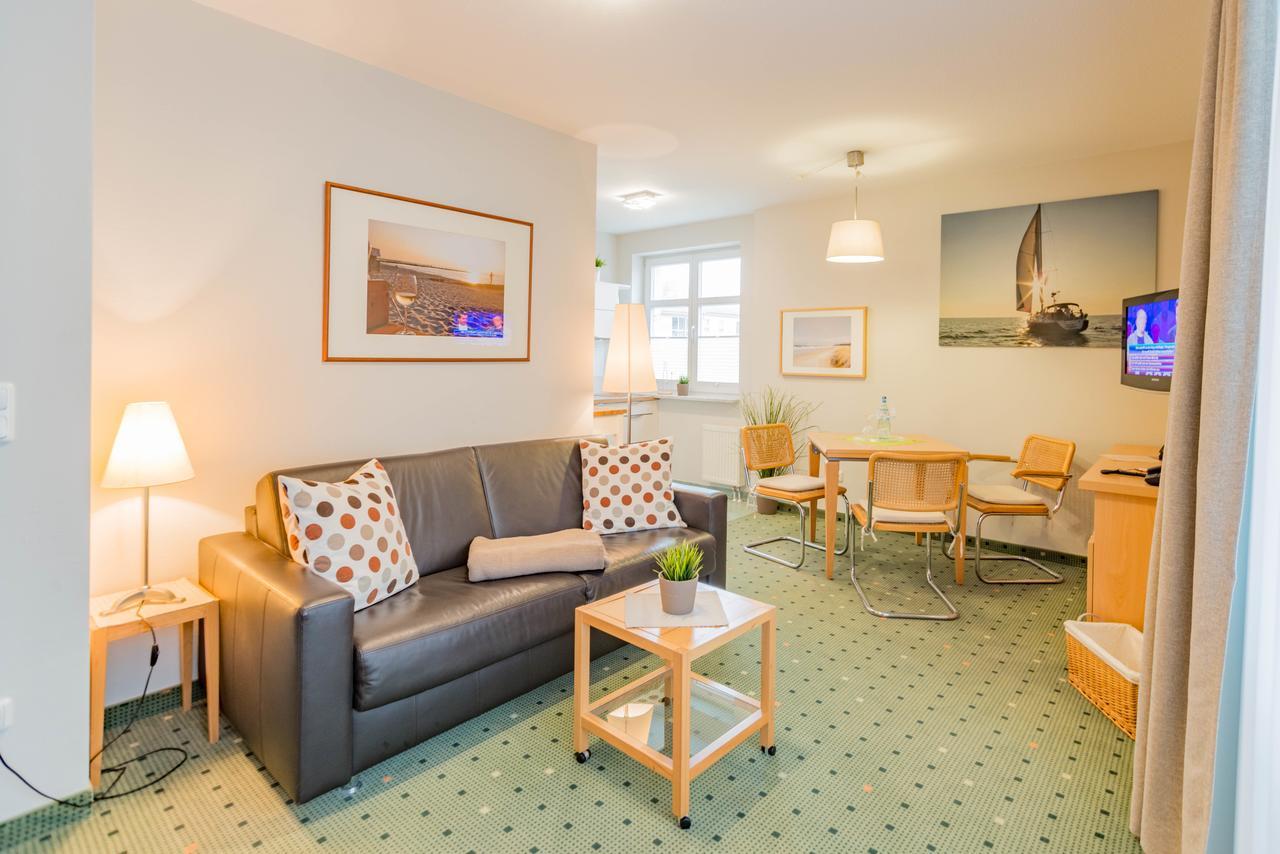 Am Weststrand Apartmenthaus Waldeck Kuehlungsborn Exterior photo